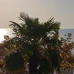 Alex S Nádherným Panoramatickým Výhledem Na Moře Apartmán *