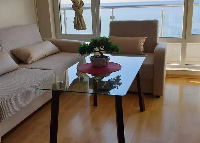 Alex S Nadhernym Panoramatickym Vyhledem Na Апартаменты Свети-Влас